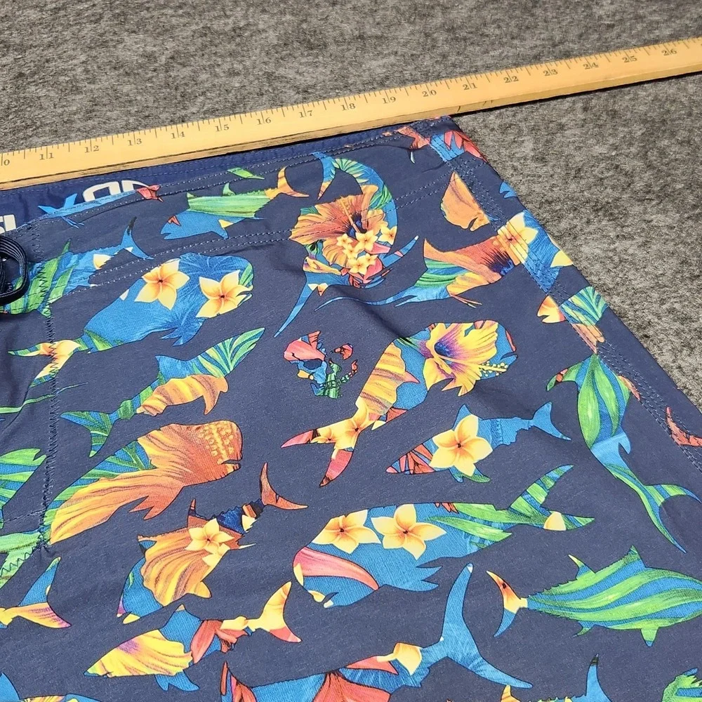 Salt Life Mens SLX-QD Vapor Stretch Cargo Board Swim Shorts Floral Fish Skull 40